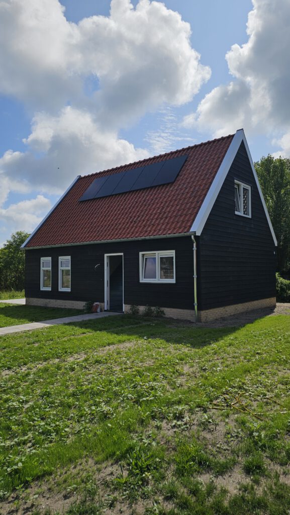 Moderne onderhoudsarme gevelbekleding na complete gevelrenovatie